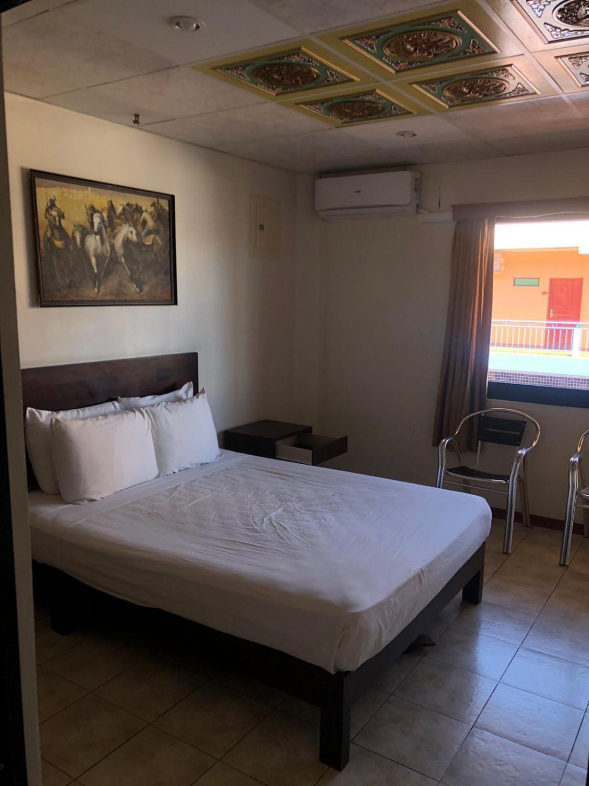 Hotel Puntarenas Beach Exterior photo