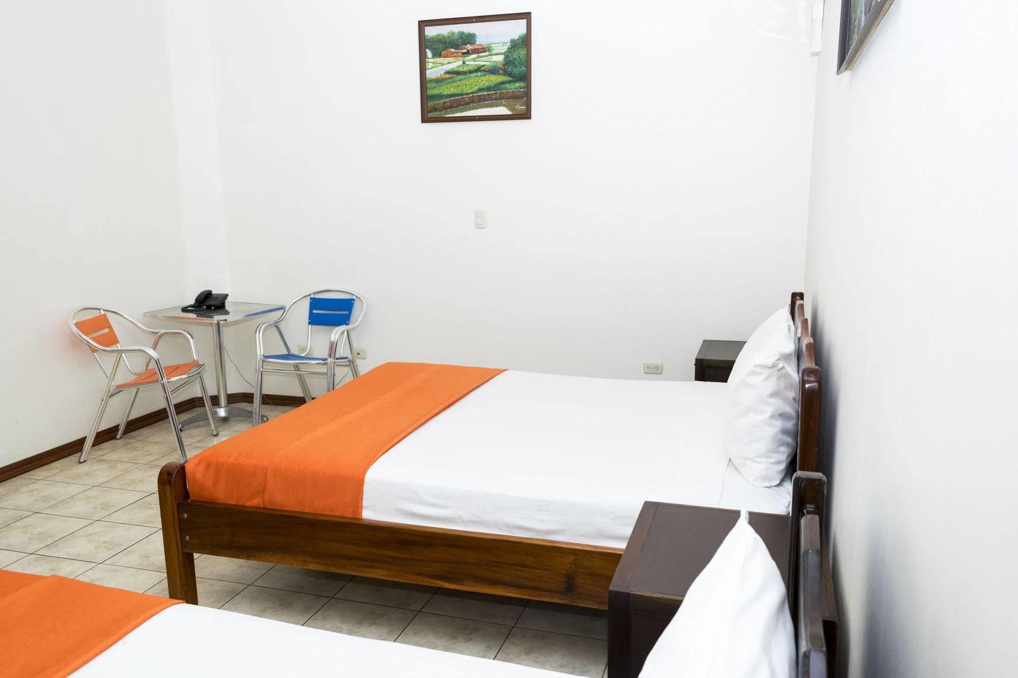 Hotel Puntarenas Beach Exterior photo